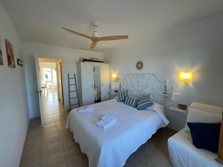 Algaiarens Apto Con Piscina Y Junto A La Playa Cala'N Blanes  Eksteriør bilde