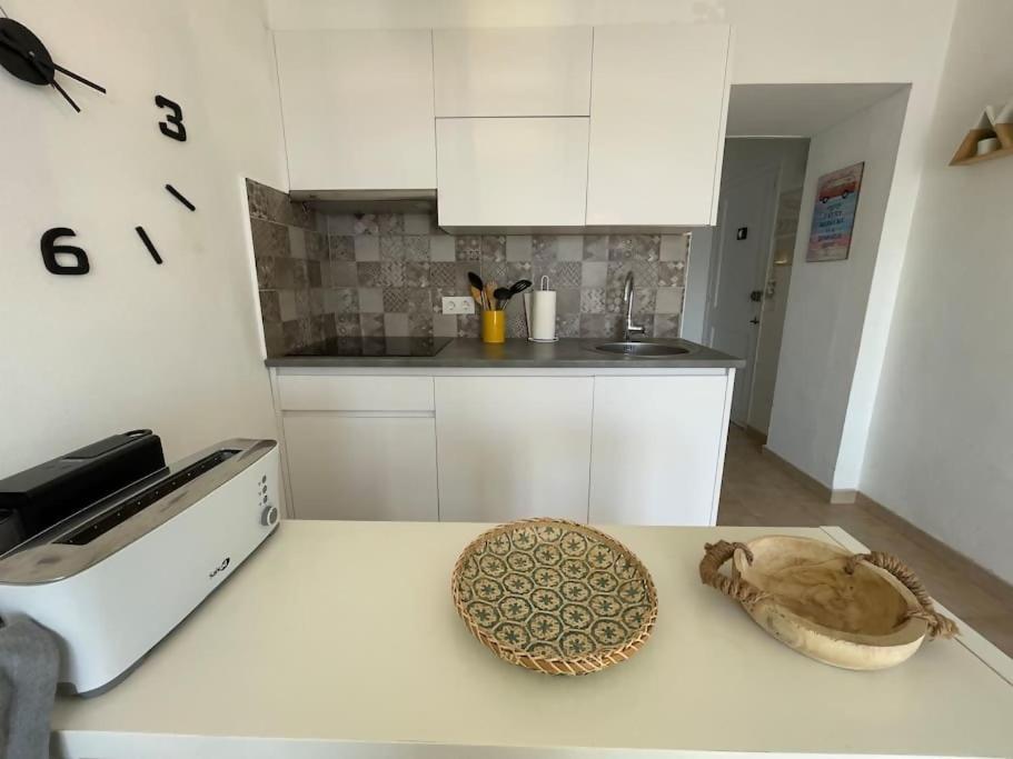 Algaiarens Apto Con Piscina Y Junto A La Playa Cala'N Blanes  Eksteriør bilde