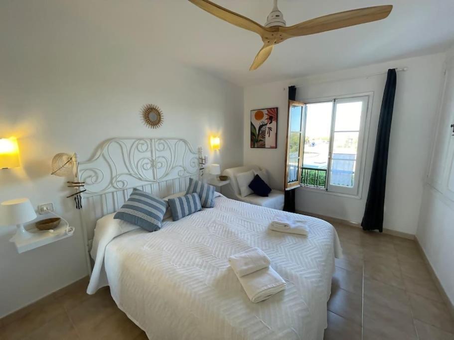 Algaiarens Apto Con Piscina Y Junto A La Playa Cala'N Blanes  Eksteriør bilde