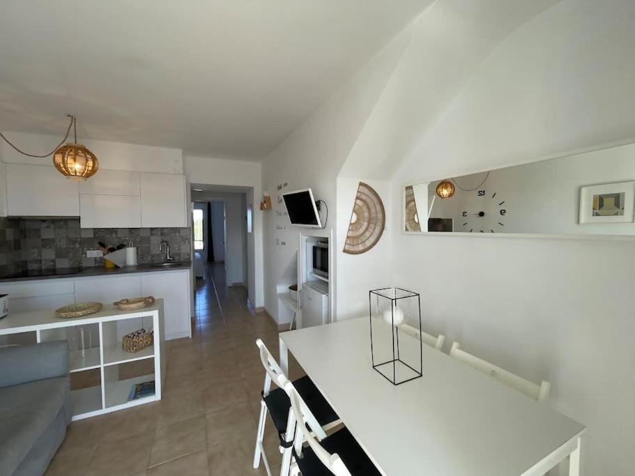 Algaiarens Apto Con Piscina Y Junto A La Playa Cala'N Blanes  Eksteriør bilde
